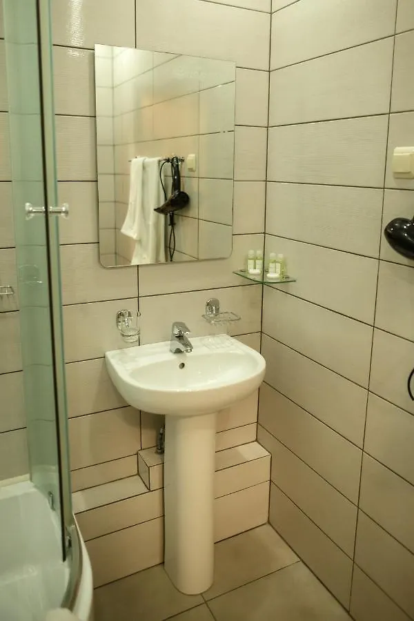 Oberig Hotel كييف 3*,  أوكرانيا