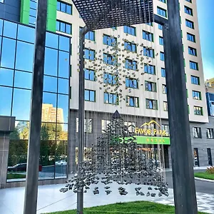 فندق فافور بارك, كييف